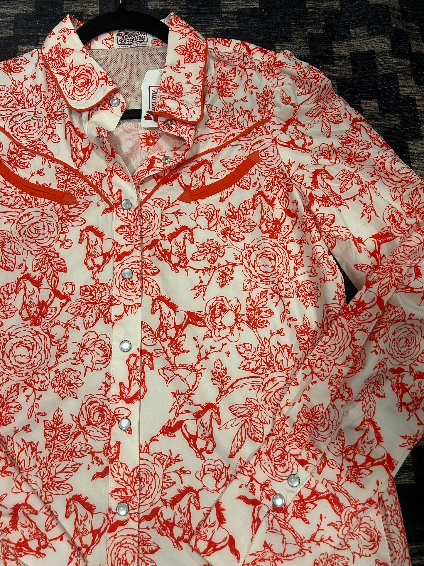 Howdy Hanny Performance Shirt