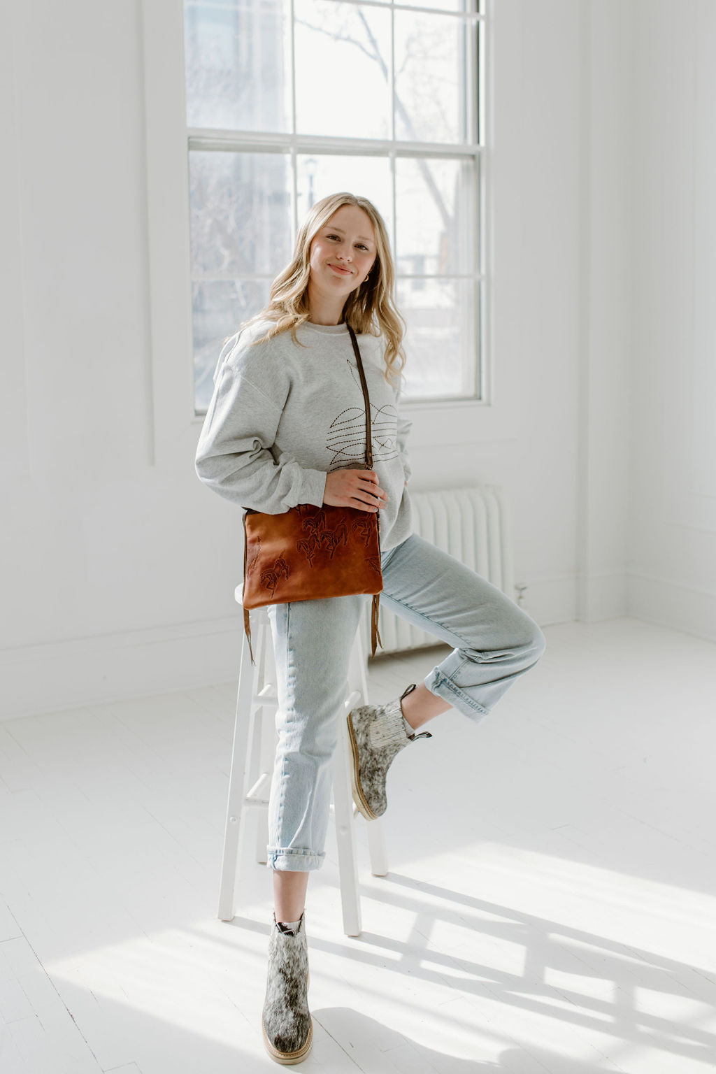 San Tan Wild Horse Clutch