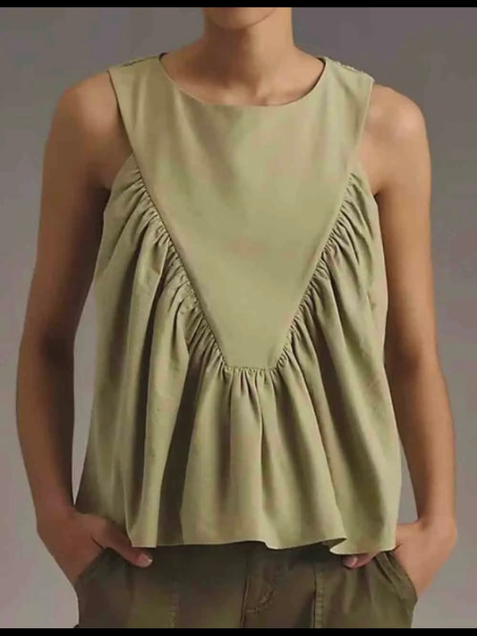 Pleat Front Tank