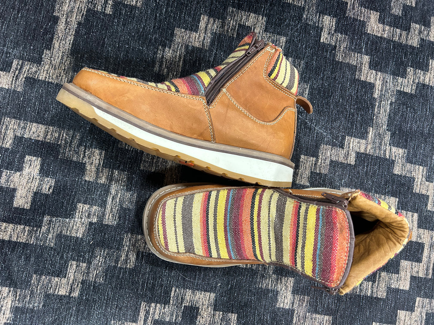 Serape Cayuse Boot Size 9.5