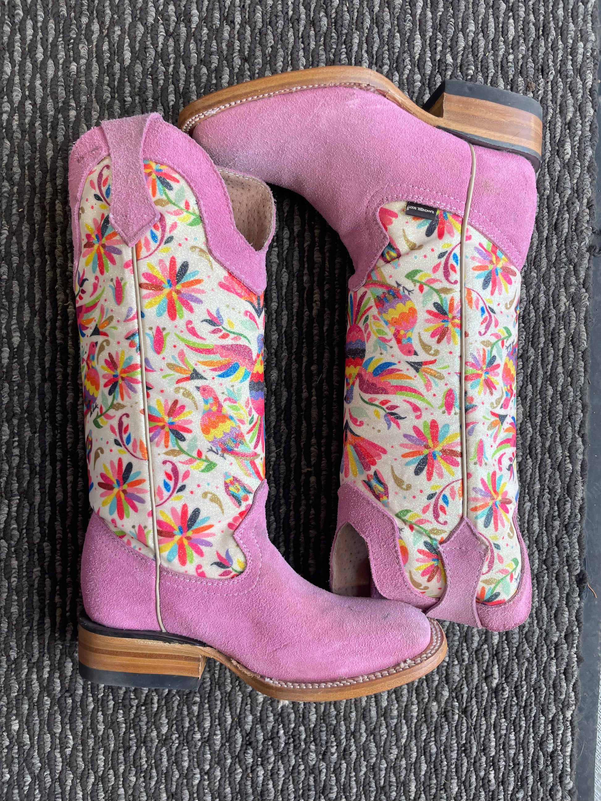 Cowboy boots size 5 best sale