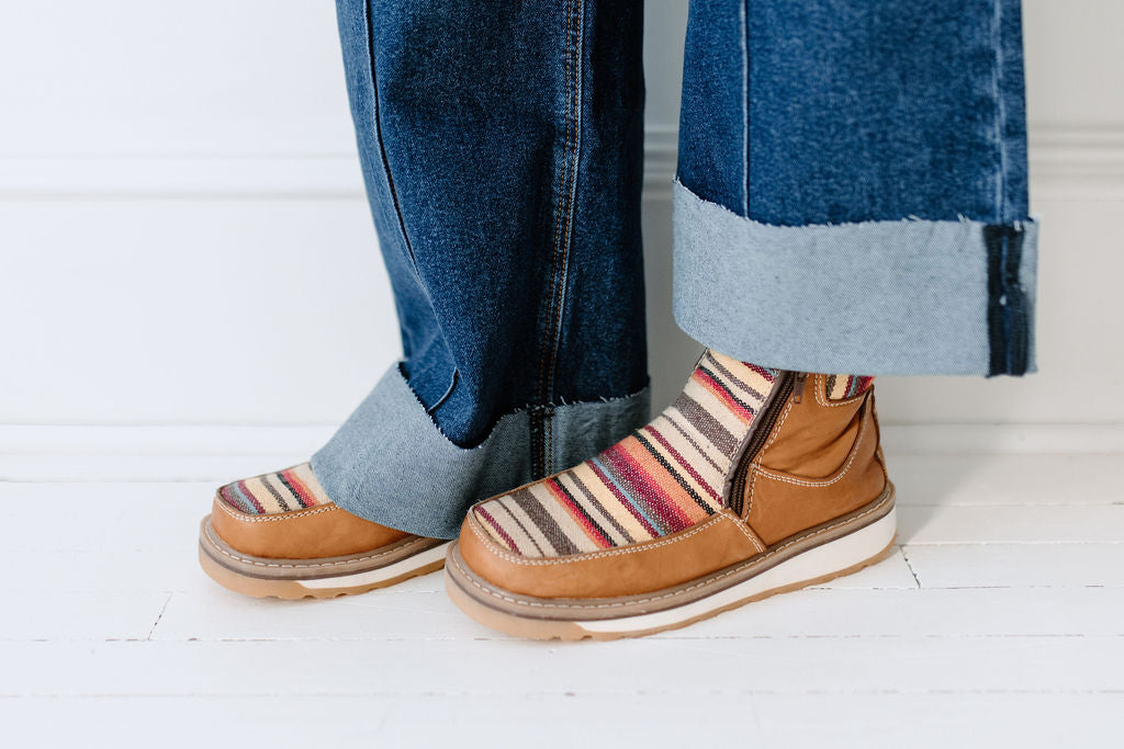 Serape Cayuse Boot Size 9.5